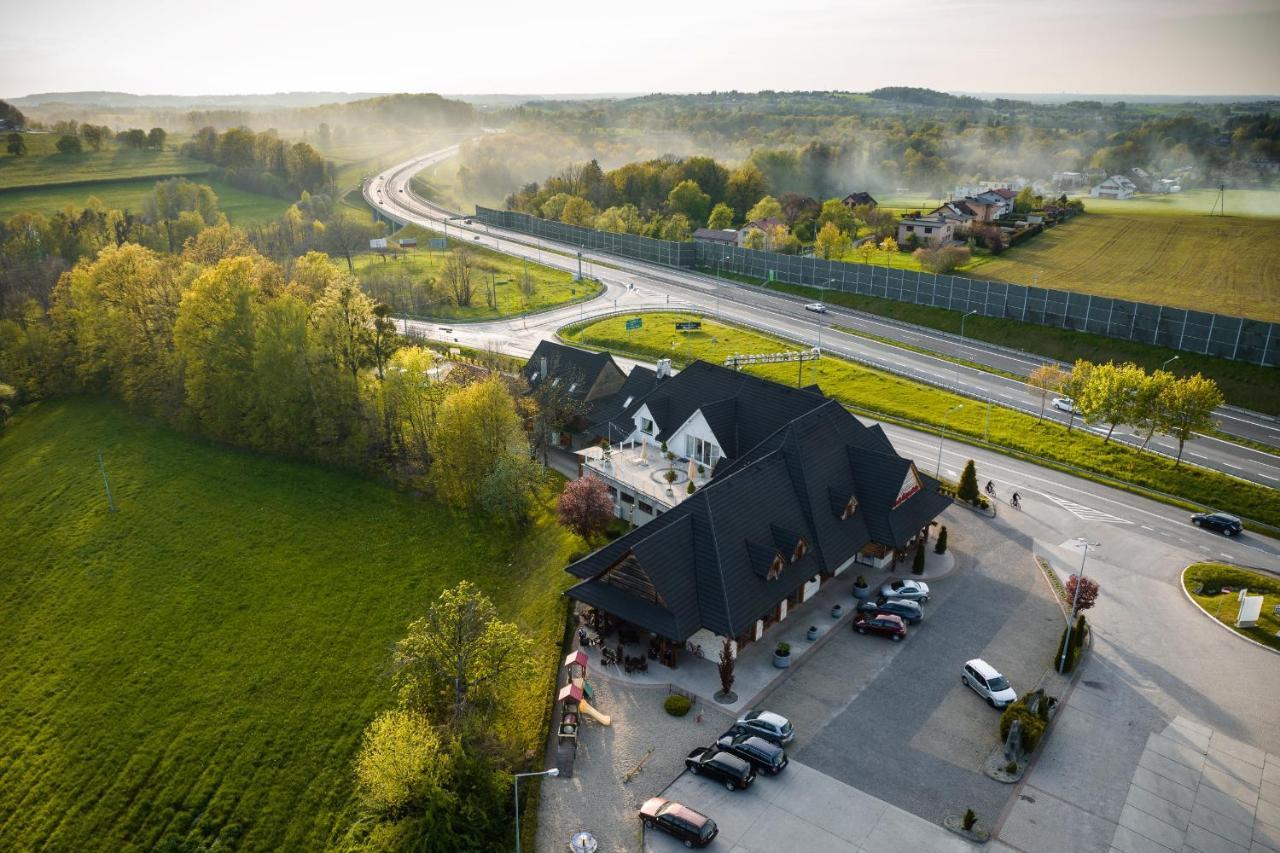 Dwor Świętoszówka Extérieur photo