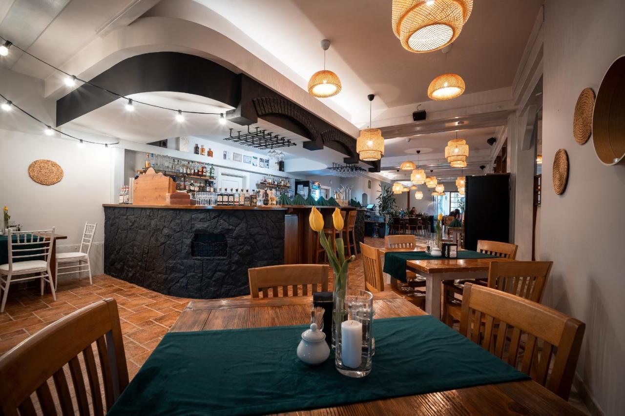 Dwor Świętoszówka Extérieur photo